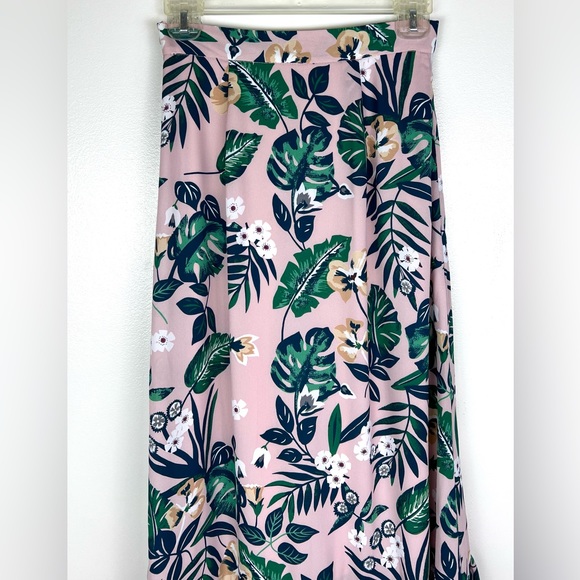 Lulu’s Island State of Mind Blush Tropical Print Ruffled Midi Skirt - Picture 9 of 13